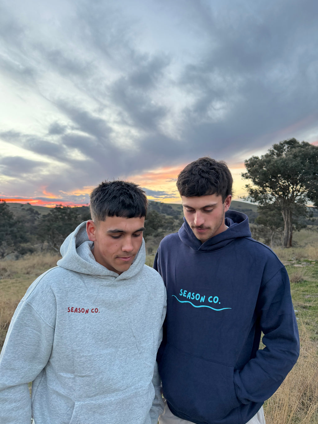 CORE NAVY HOODIE